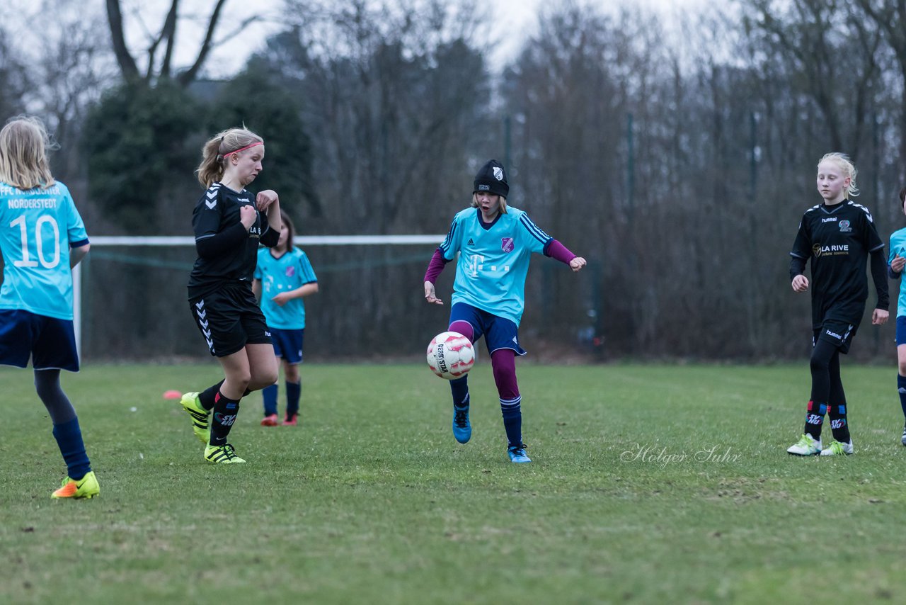 Bild 209 - D-Juniorinnen SVHU - FFC Nordlichter Norderstedt : Ergebnis: 10:0